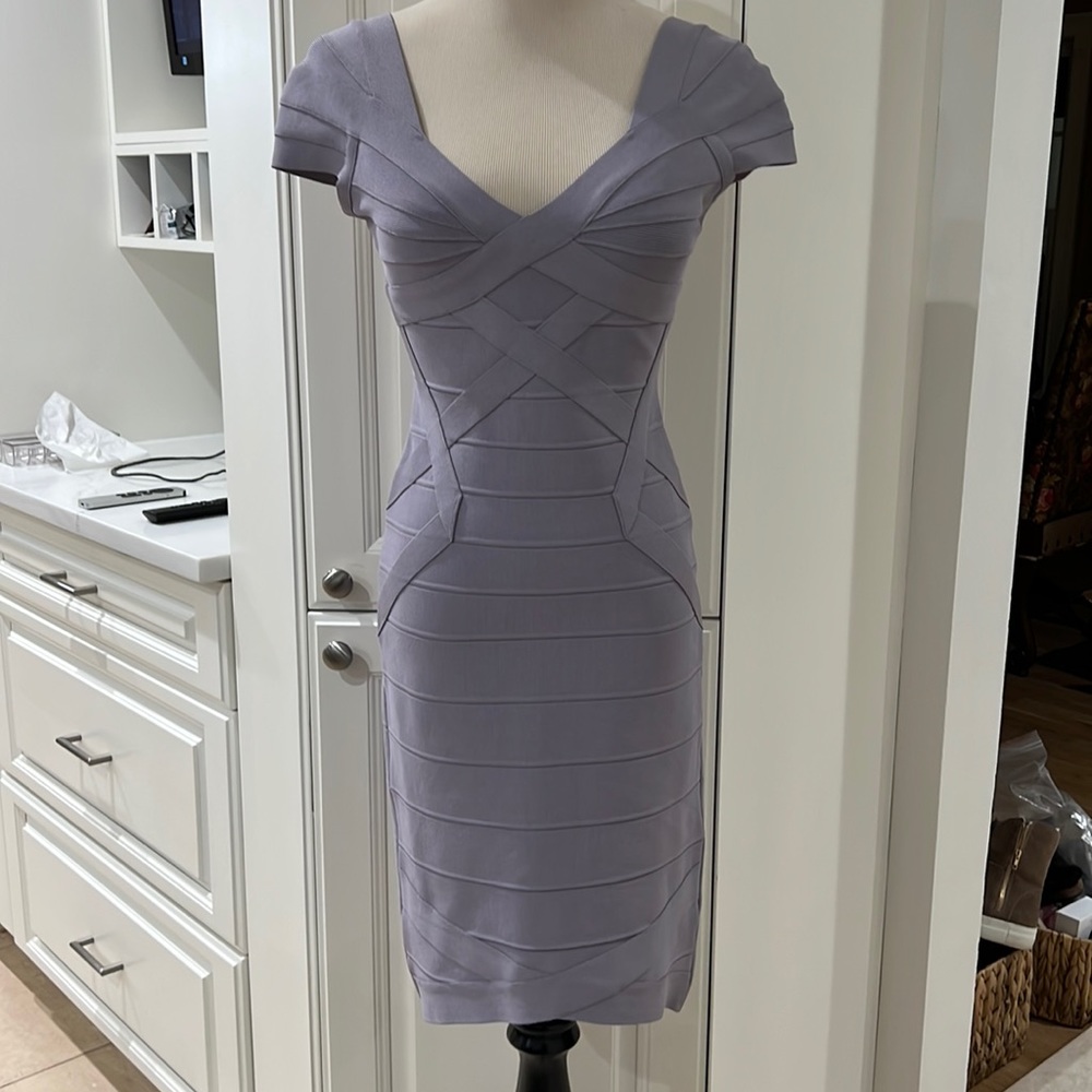 herve leger grey bandage dress | Dresses | Herve Leger Cap Sleeve Dressin Sugarplum S Slit Sleeve T-Shirt Dress